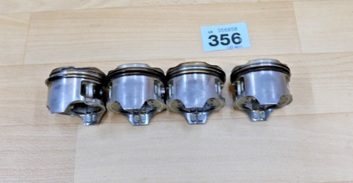 Honda cb1 set four pistons - cb1,