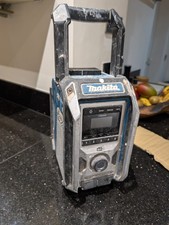 Makita DMR115 Job Site Radio