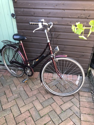 Raleigh lady classic bike - raleigh,