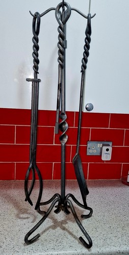 Companion set wrought twisted - set,