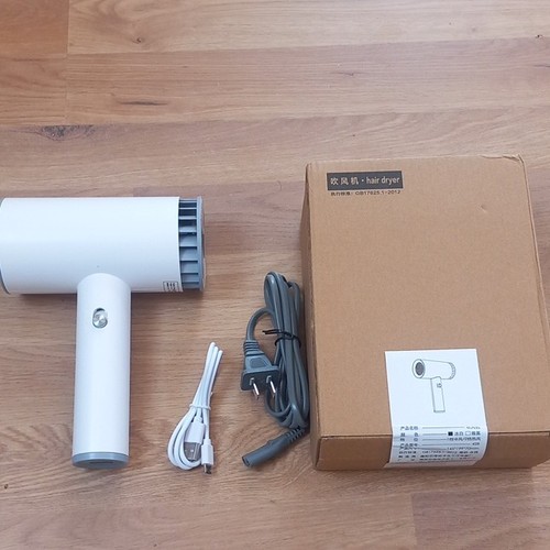 White standard hair dryer - standard,