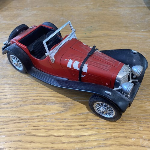 Burago scale die cast - burago, die-cast