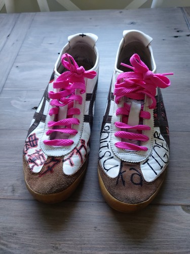 Customised unique vintage - unique,