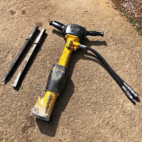Jcb beaver hydraulic breaker - beaver,