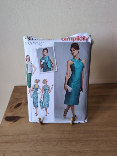 Simplicity sewing pattern - simplicity,