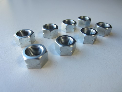 Triumph cylinder base nut set - triumph,