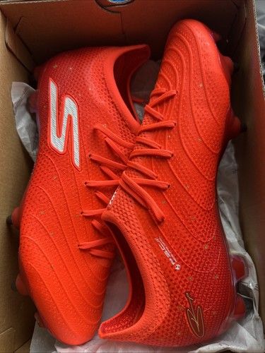 Men football skechers size - men’s,