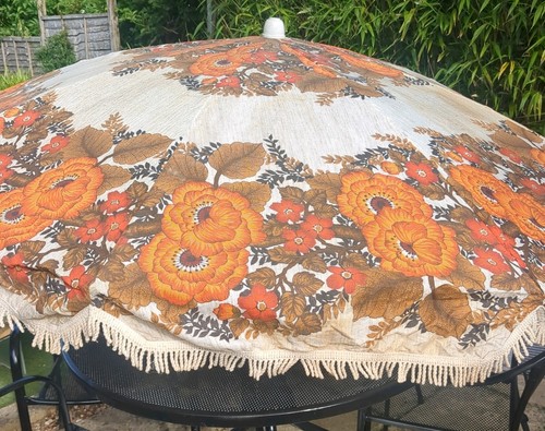 Vintage 1970s garden parasol