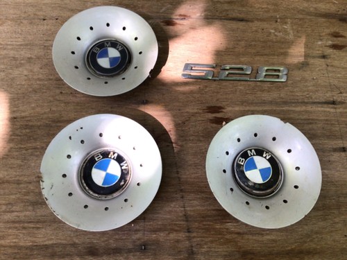 Bmw 528i wheel - centre, trims