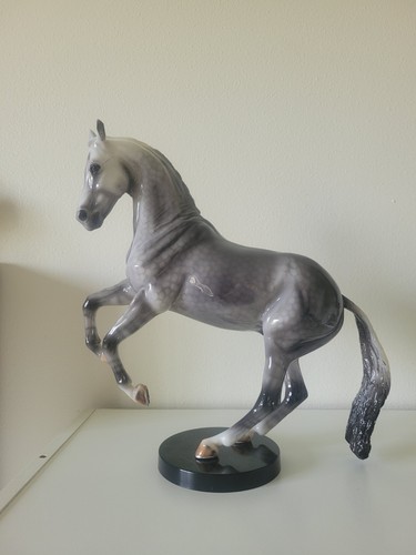 Breyer traditional valegro - breyer,
