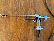 Audio Technica AT 1100 - Low Mass Tonearm 