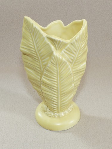 Rare sylvac matt - yellow, palm