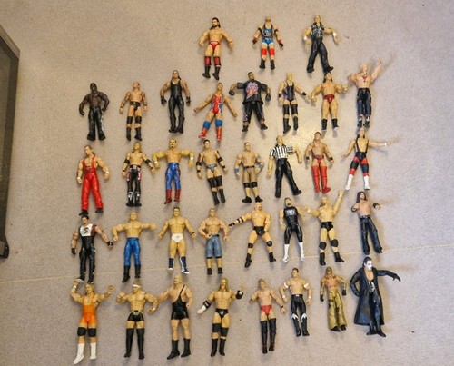 Wwe wrestling figures job lot - wwe,