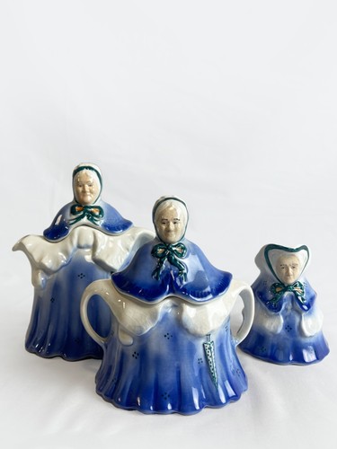 Vintage little old lady tea - vintage,