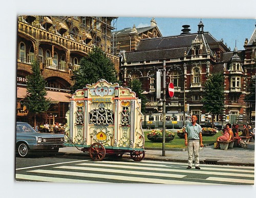 Postcard barrel organ - barrel,