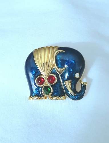 Vintage elephant brooch - "elephant",