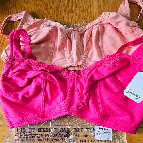 Pretty secrets lace non - secrets,