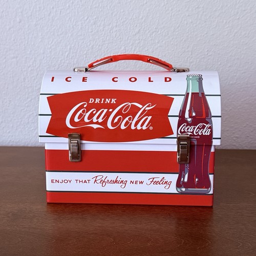Vintage style coca - style, metal