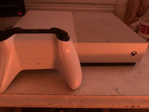 Xbox one digital 500gb with - xbox,