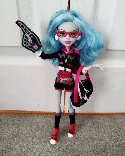 Monster high doll ghoulia - monster,