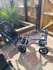 preston seat box used but in great condition comes with pole roller, shuttle.