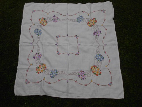 Vintage linen hand embroidered - linen,