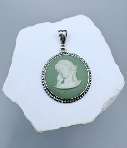 Vintage 1973 wedgwood sage - wedgwood,