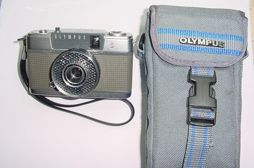 Olympus pen half frame - pen-ee,