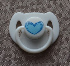 Reborn Dolls Pretty Magnetic Dummy (brand new) White with Blue Heart