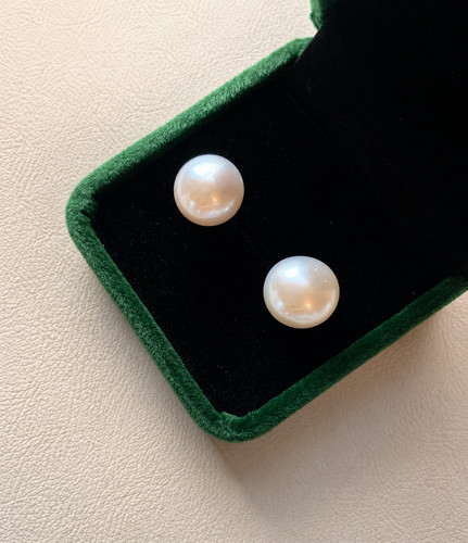 Large pearl stud earrings - large,