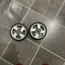 Silver Cross Wayfarer Rear