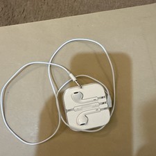 Apple EarPods In-Ear Headphones with Jack Connector Genuine Original