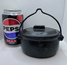 Kids small Romany Gypsy Cast Iron Cooking Pot & Lid with handle  