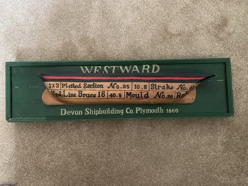 Vintage wooden half hull - wooden,