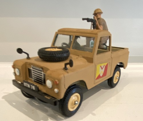 Britains land rover tan black - britains, tan/black