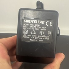 Streamlight Model No 22241 charger dc 13,8v 500mA Genuine