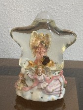 Vintage Peaceful Kingdom