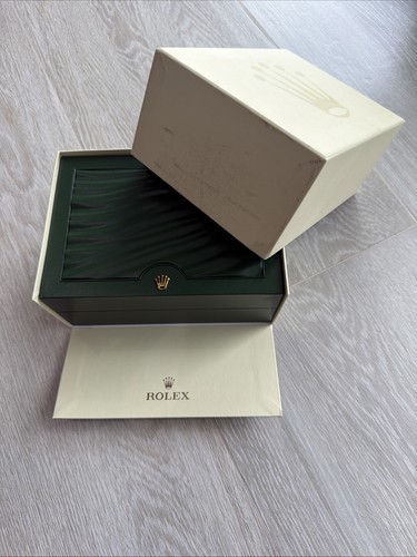Rolex box size daytona - rolex,