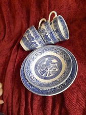 Old Willow Washington Pottery 3 Cups And 3 Saucers 2 Large And 1 Small See Photo