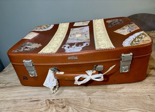 Antler vintage prop - antler, display