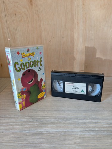 Barney concert vhs - in, tape