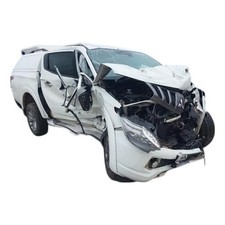 MITSUBISHI L200 ENGINE