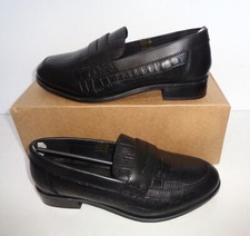 Ladies New Leather Shoes