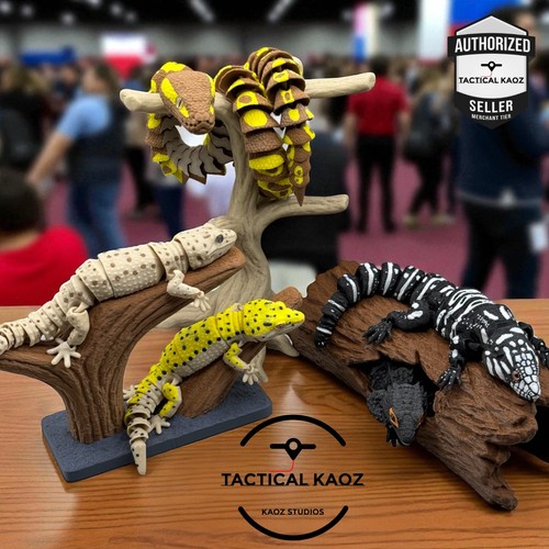 Printed reptile display - printed,
