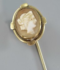 ANTIQUE VICTORIAN HAND CARVED