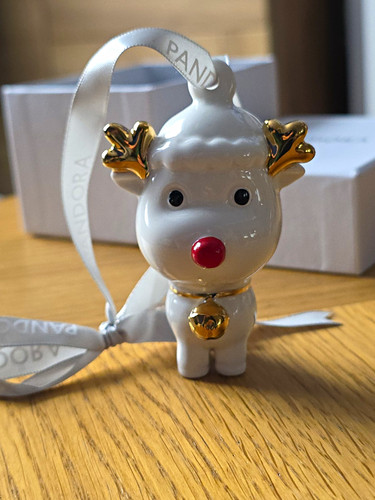 Pandora 2022 reindeer - 2022, hanging