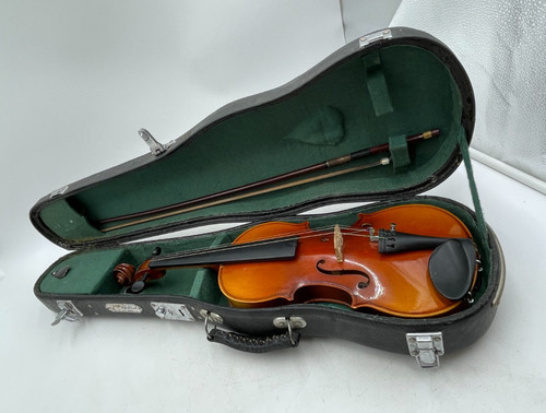 Skylark brand violin and - violin,