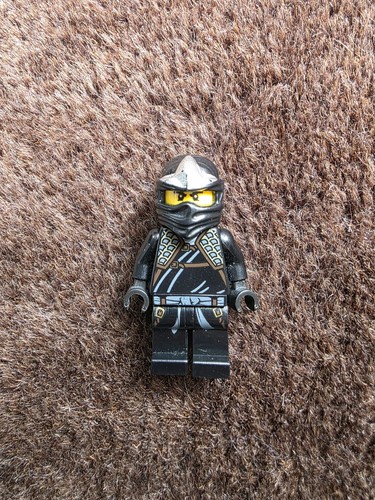 Lego ninjago minifigure cole - ninjago,