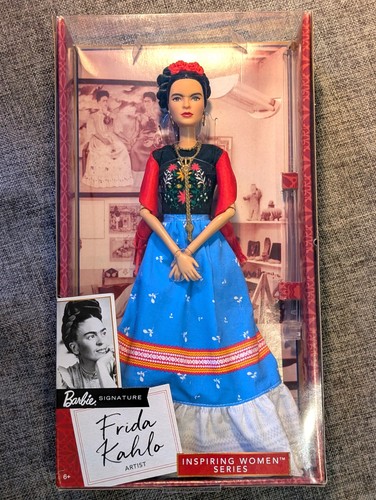 Barbie signature frida kahlo - signature,