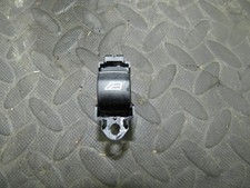 107. 2007 VOLVO S80 D5. WINDOW